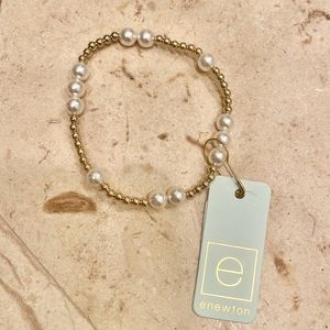 E NEWTON “HOPE UNWRITTEN” 6mm gold & pearl STRETCH BRACELET